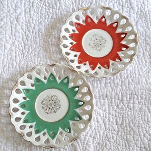 2 Reticulated MCM Starburst Ucagco 24k Saucer Plates Pearlescent Mint & Coral 5"